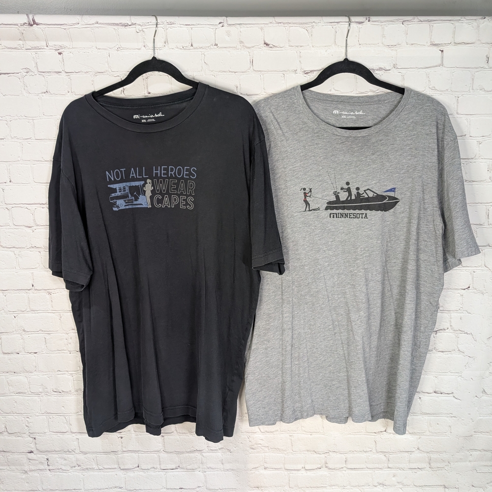 Travis Mathew Black and Gray Graphic Tees